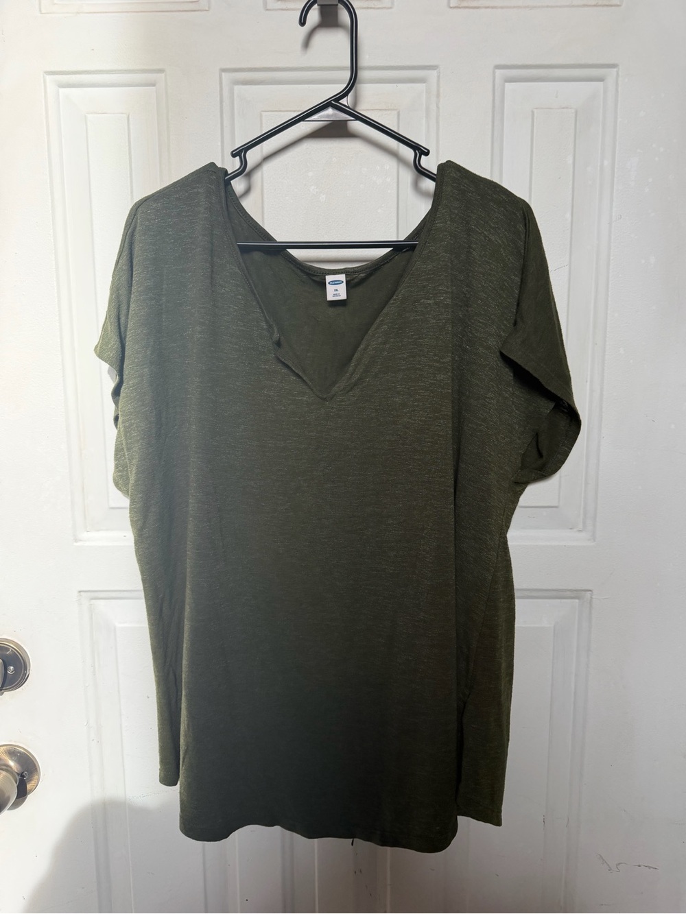 Old Navy Olive V-Neck Short Sleeve Tee